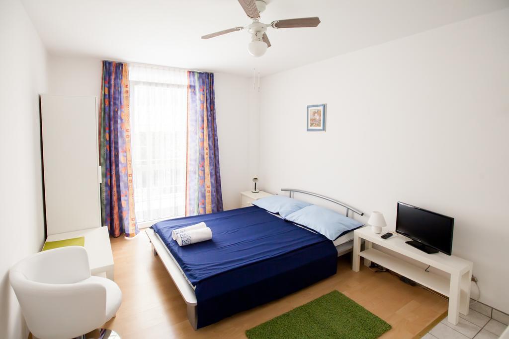 Friendly People'S Guest House Zadar Ngoại thất bức ảnh