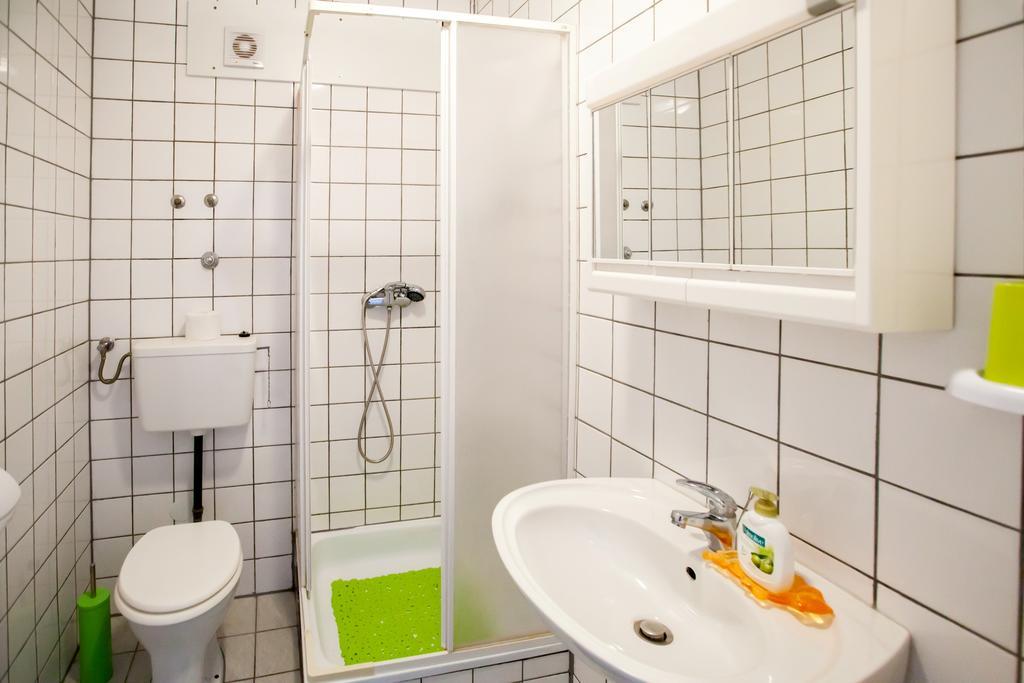 Friendly People'S Guest House Zadar Ngoại thất bức ảnh