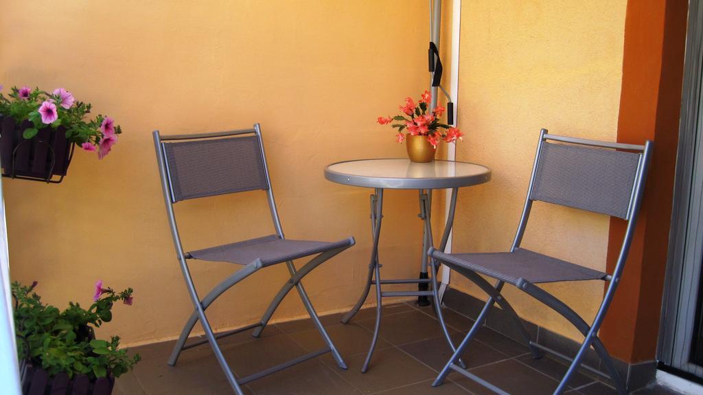 Friendly People'S Guest House Zadar Ngoại thất bức ảnh